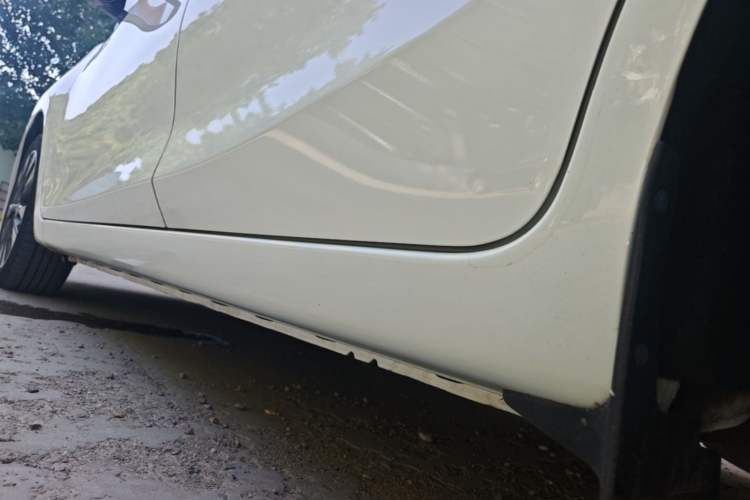 Used Nissan Tiida 2020 1.6L CVT ZhiZun Edition Left Side Sill