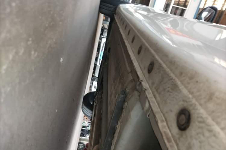 Used Nissan Tiida 2020 1.6L CVT Smart Drive Edition Left Side Sill