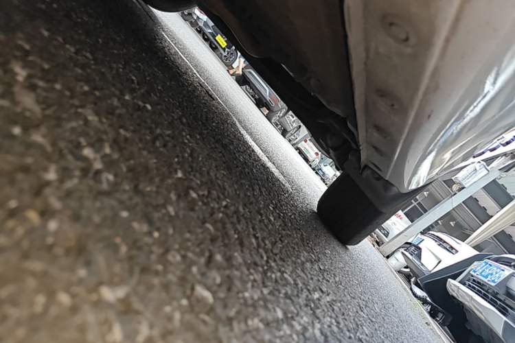 Used Nissan Tiida 2020 1.6L CVT Smart Drive Edition Left Side Sill