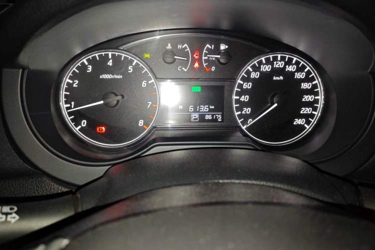 Used Nissan Tiida 2020 1.6L CVT Cool Edition Odometer Close Up