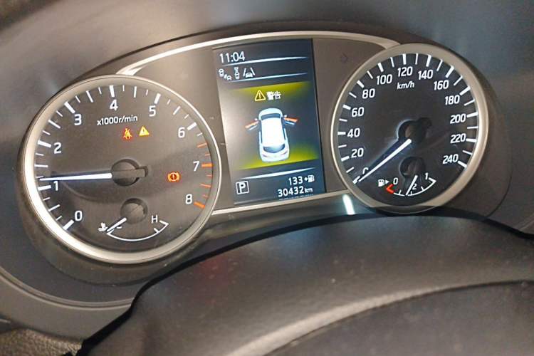 Used Nissan Tiida 2020 1.6L CVT Smart Drive Edition Odometer Close Up