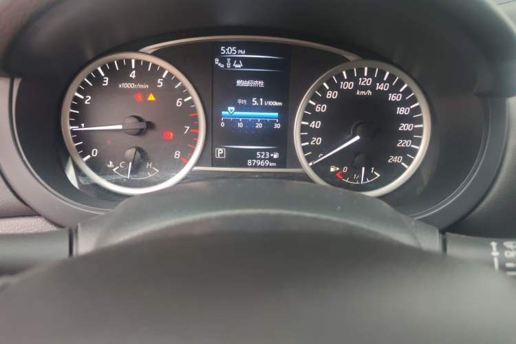 Used Nissan Tiida 2020 1.6L CVT Smart Drive Edition Odometer Close Up