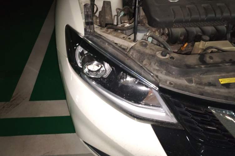 Used Nissan Tiida 2020 1.6L CVT Smart Drive Edition Right Front Headlight