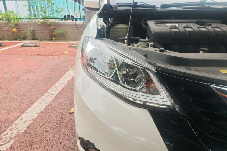 Used Nissan Tiida 2020 1.6L CVT Smart Drive Edition Right Front Headlight
