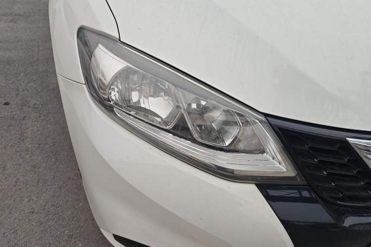 Used Nissan Tiida 2020 1.6L CVT Smart Drive Edition Right Front Headlight