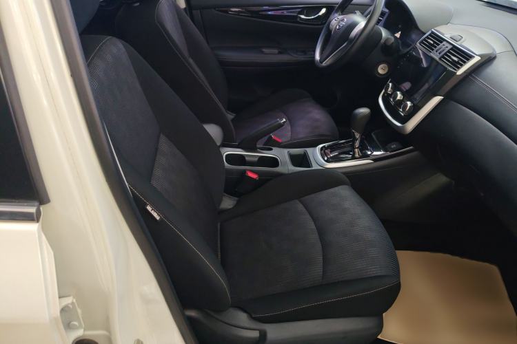 Used Nissan Tiida 2020 1.6L CVT Cool Edition Right Front Seat
