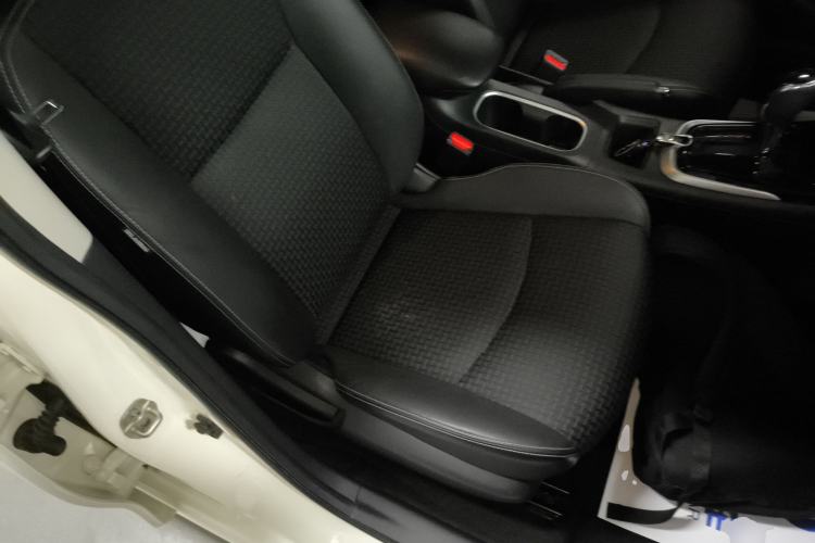 Used Nissan Tiida 2020 1.6L CVT Smart Drive Edition Right Front Seat