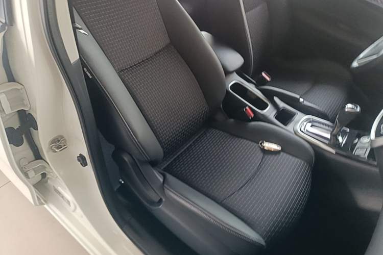 Used Nissan Tiida 2020 1.6L CVT Smart Drive Edition Right Front Seat