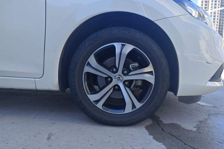 Used Nissan Tiida 2020 1.6L CVT Smart Drive Edition Right Front Wheel Hub