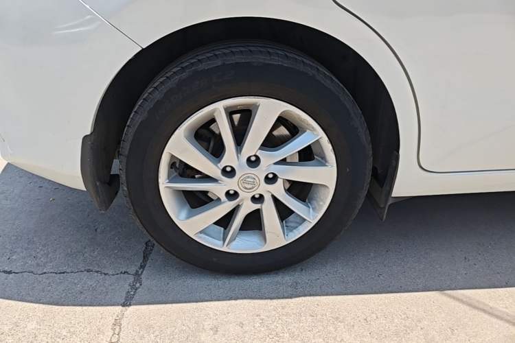 Used Nissan Tiida 2020 1.6L CVT Cool Edition Right Rear Wheel Hub