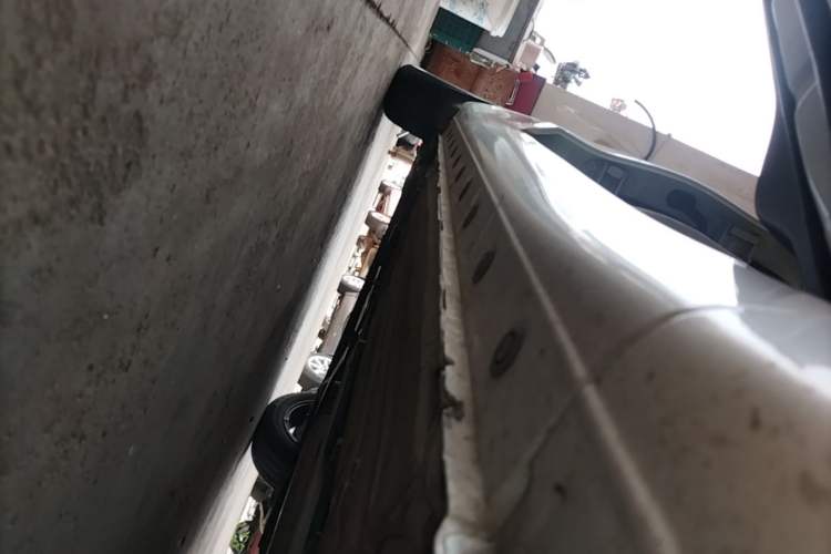 Used Nissan Tiida 2020 1.6L CVT Smart Drive Edition Right Side Sill