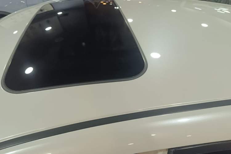 Used Nissan Tiida 2020 1.6L CVT Smart Enjoyment Edition Roof
