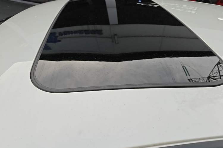 Used Nissan Tiida 2020 1.6L CVT Smart Drive Edition Roof
