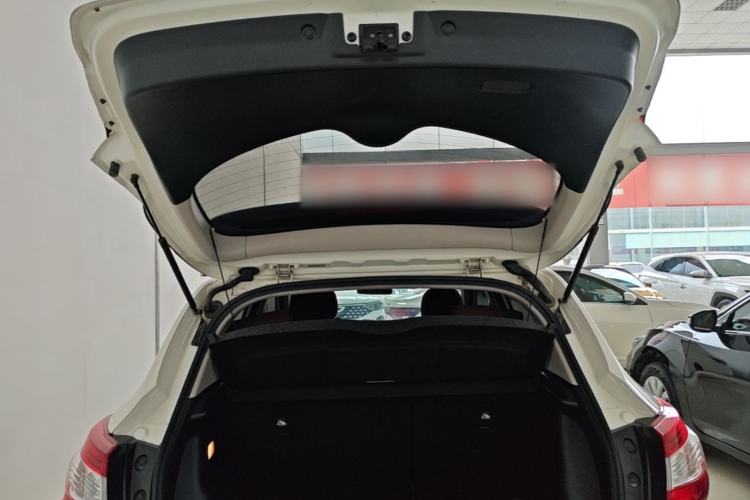 Used Nissan Tiida 2020 1.6L CVT Cool Edition Trunk