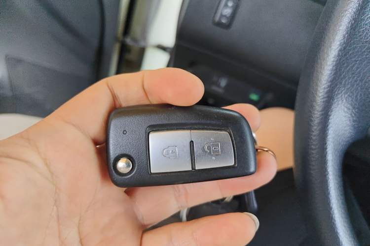 Used Nissan Tiida 2020 1.6L CVT Cool Edition Vehicle Key