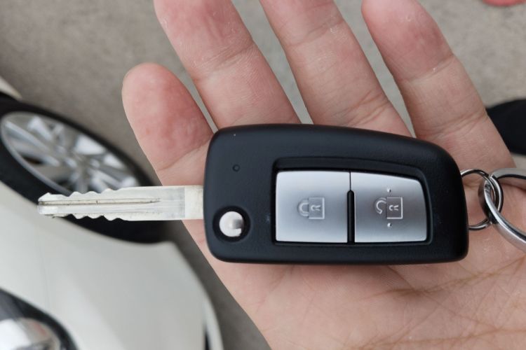 Used Nissan Tiida 2020 1.6L CVT Cool Edition Vehicle Key