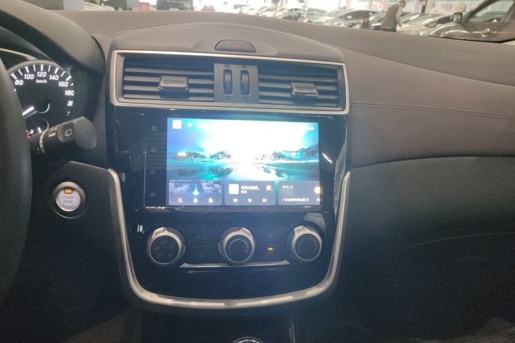 Used Nissan Tiida 2021 1.6L CVT Smart Drive Edition Audio And AC Panel