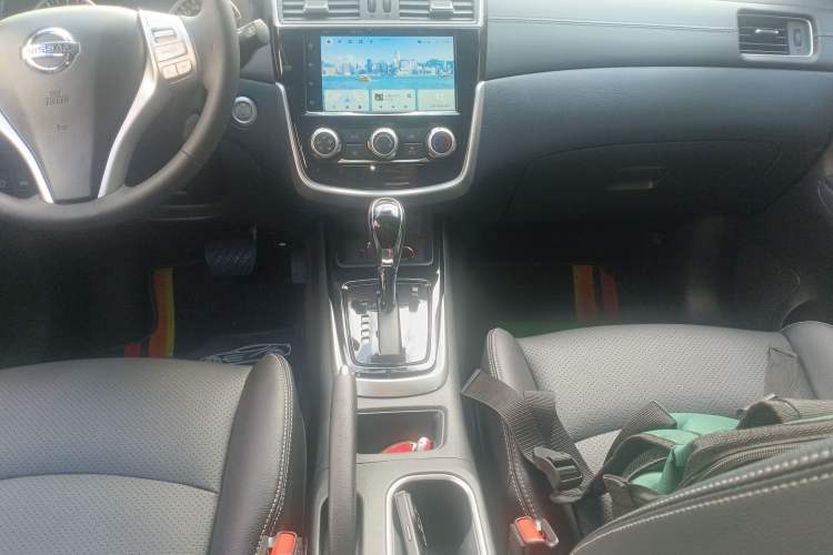 Used Nissan Tiida 2021 1.6L CVT Smart Drive Edition Gear Lever