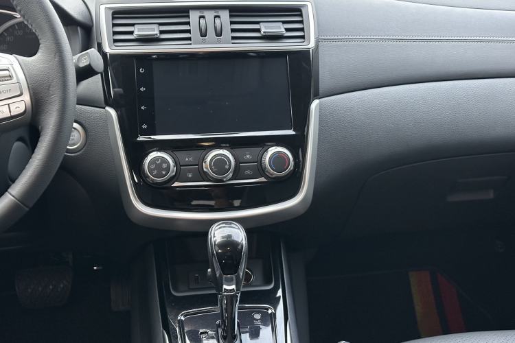 Used Nissan Tiida 2021 1.6L CVT Smart Drive Edition Interior 10