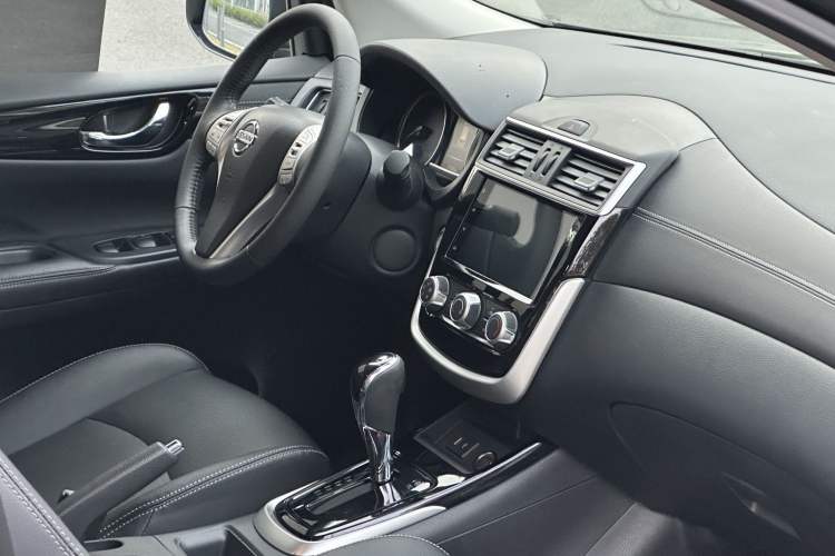 Used Nissan Tiida 2021 1.6L CVT Smart Drive Edition Interior 5