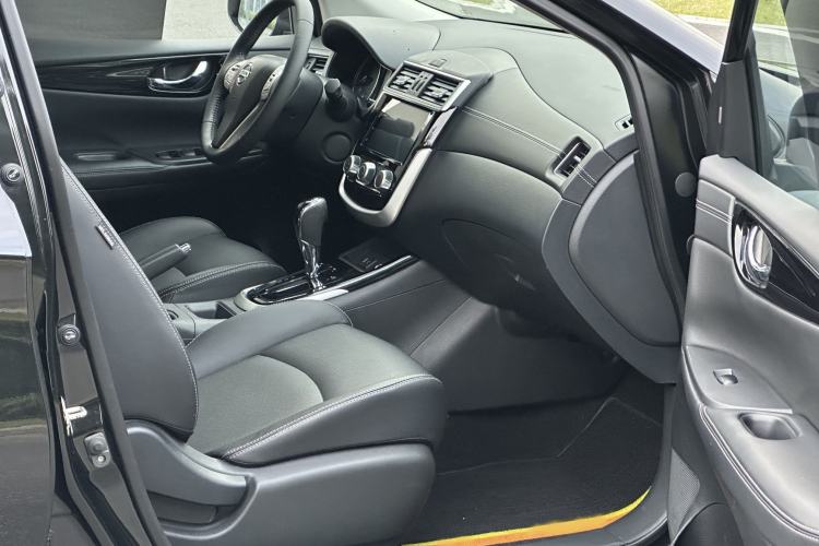 Used Nissan Tiida 2021 1.6L CVT Smart Drive Edition Interior 6