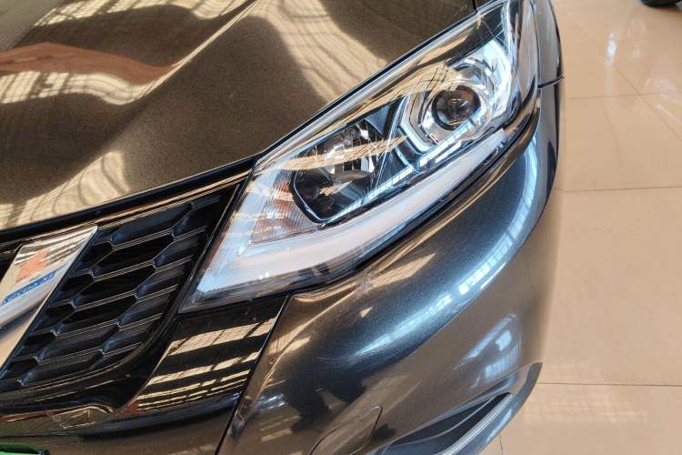 Used Nissan Tiida 2021 1.6L CVT Smart Drive Edition Left Front Headlight