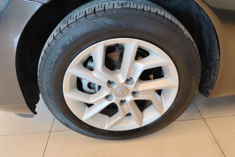 Used Nissan Tiida 2021 1.6L CVT Smart Drive Edition Left Front Wheel Hub