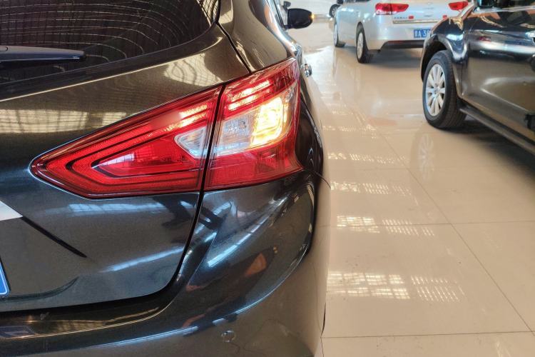 Used Nissan Tiida 2021 1.6L CVT Smart Drive Edition Right Rear Taillight