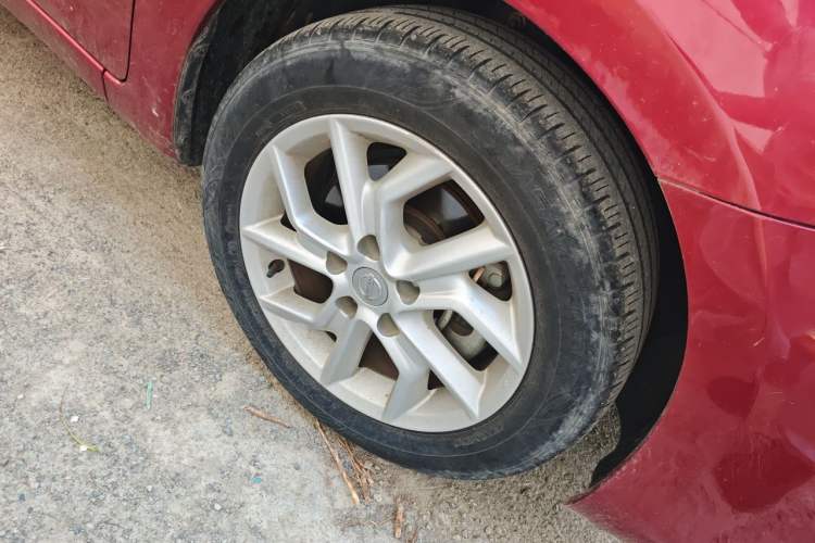 Used Nissan Tiida 2021 1.6L CVT Smart Drive Edition Right Front Wheel Hub