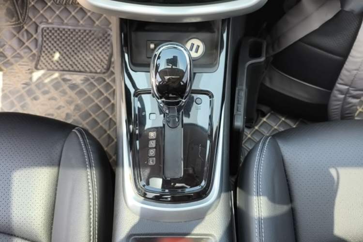 Used Nissan Tiida 2021 1.6L CVT Smart Drive Edition Gear Lever
