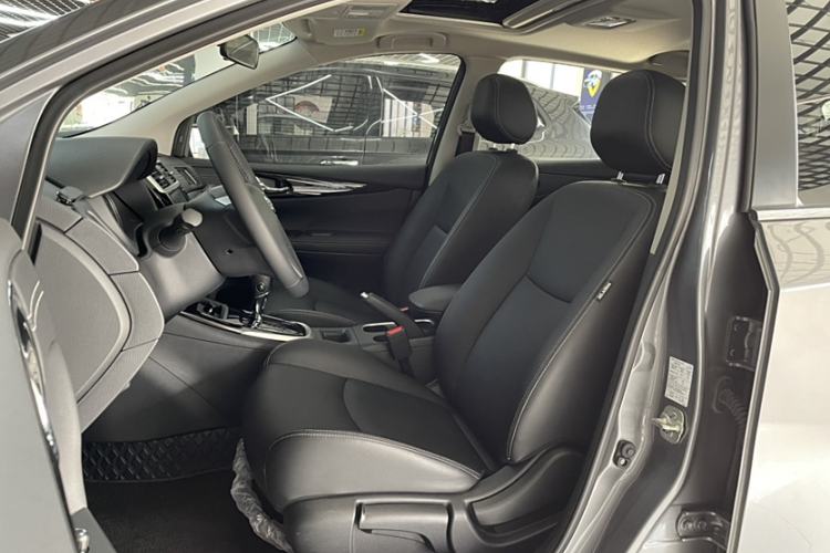 Used Nissan Tiida 2021 1.6L CVT Smart Drive Edition Interior 4