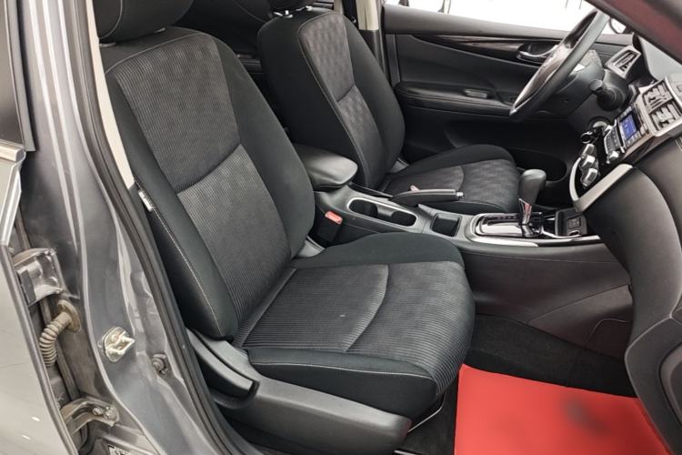 Used Nissan Tiida 2021 1.6L CVT Cool Edition Right Front Seat