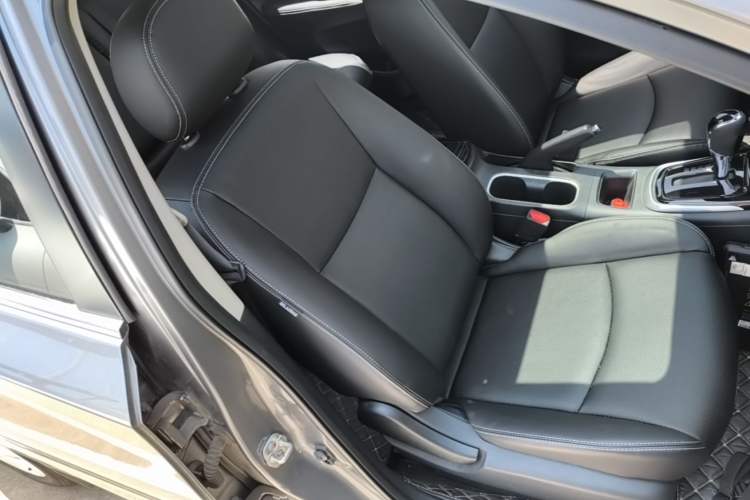 Used Nissan Tiida 2021 1.6L CVT Smart Drive Edition Right Front Seat