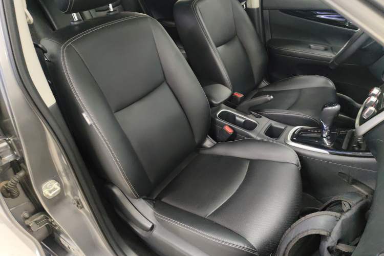 Used Nissan Tiida 2021 1.6L CVT Smart Drive Edition Right Front Seat
