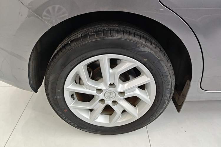 Used Nissan Tiida 2021 1.6L CVT Cool Edition Right Rear Wheel Hub