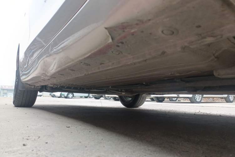 Used Nissan Tiida 2021 1.6L CVT Cool Edition Right Side Sill