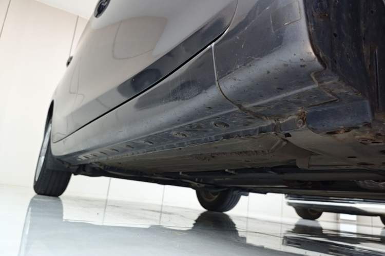 Used Nissan Tiida 2021 1.6L CVT Cool Edition Right Side Sill