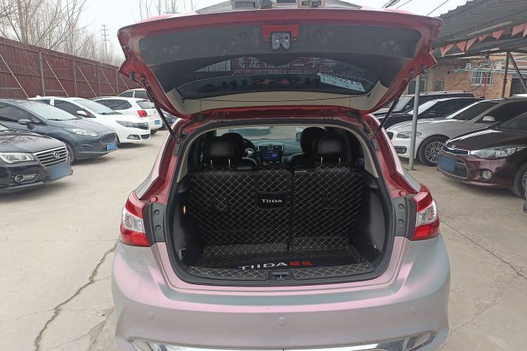Used Nissan Tiida 2021 1.6L CVT Cool Edition Trunk