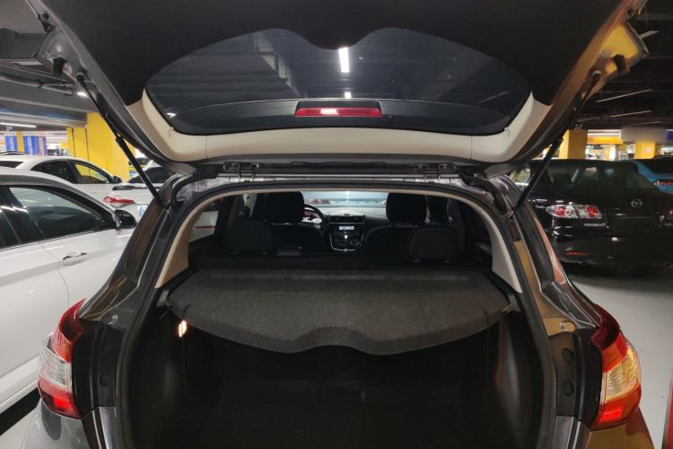 Used Nissan Tiida 2021 1.6L CVT Cool Edition Trunk
