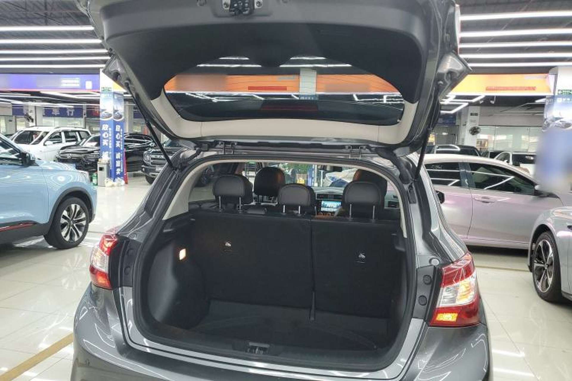 Used Nissan Tiida 2021 1.6L CVT Smart Drive Edition Trunk