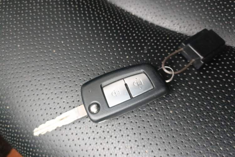 Used Nissan Tiida 2021 1.6L CVT Cool Edition Vehicle Key
