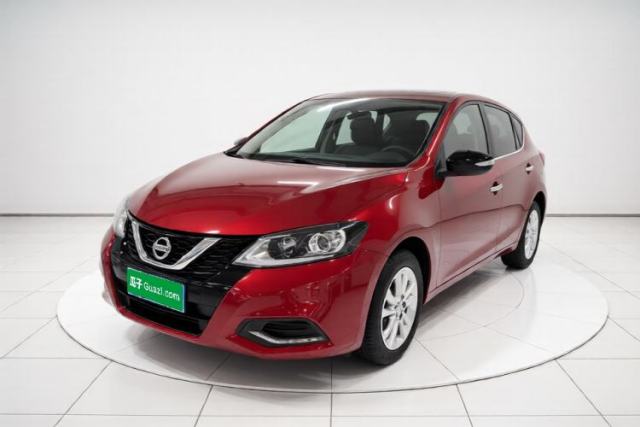 Ojetý Nissan Tiida 2021 1.6L CVT Smart Drive Edition