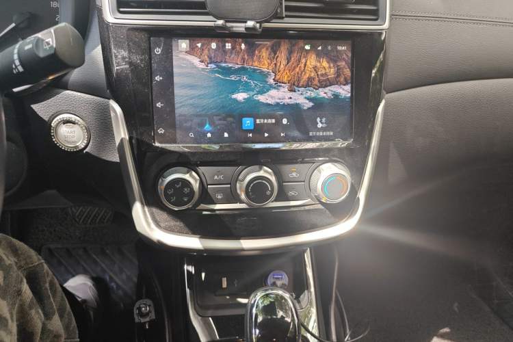 Used Nissan Tiida 2021 1.6L CVT Smart Drive Edition Audio And AC Panel