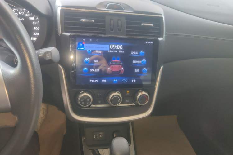 Used Nissan Tiida 2021 1.6L CVT Cool Edition Audio And AC Panel