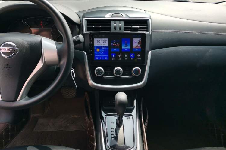 Used Nissan Tiida 2021 1.6L CVT Cool Edition Audio And AC Panel