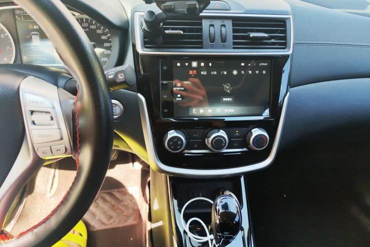 Used Nissan Tiida 2021 1.6L CVT Smart Drive Edition Audio And AC Panel