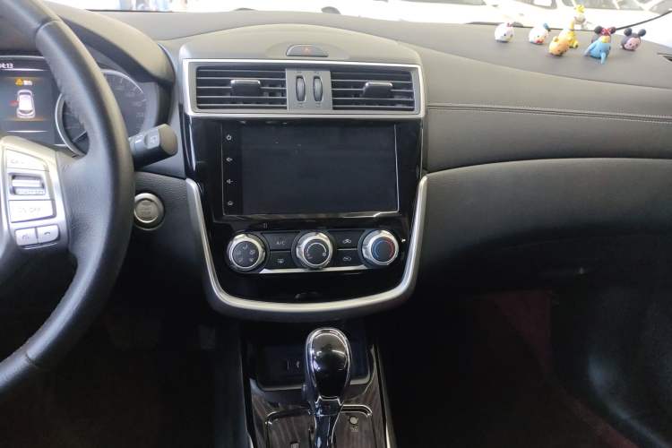 Used Nissan Tiida 2021 1.6L CVT Smart Drive Edition Audio And AC Panel