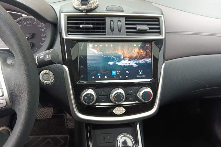 Used Nissan Tiida 2021 1.6L CVT Smart Drive Edition Audio And AC Panel