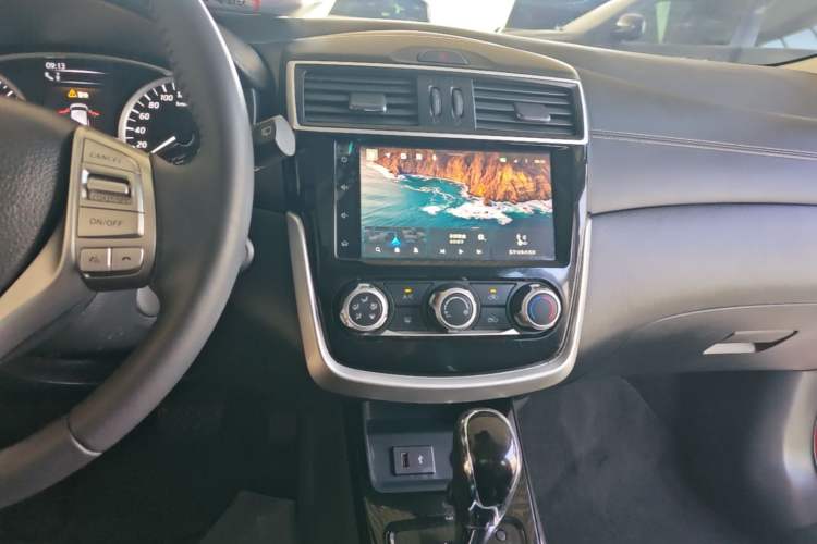 Used Nissan Tiida 2021 1.6L CVT Smart Drive Edition Audio And AC Panel