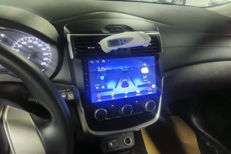 Used Nissan Tiida 2021 1.6L CVT Cool Edition Audio And AC Panel
